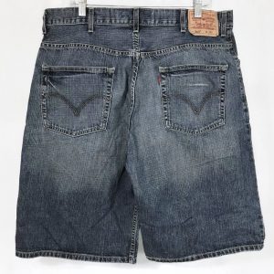 Twelve Days of Catmas - Day Ten - Hell yes! All the comfort of denim and none of the crotch sweat of long pants.